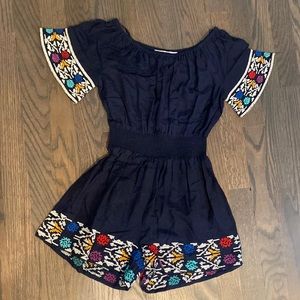 NWOT Kiki+Mason Girls Navy Romper, size small, embroidered sleeve & shorts hem